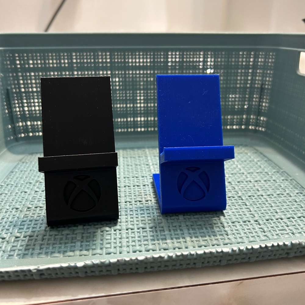 Xbox series, S X and one controller holder